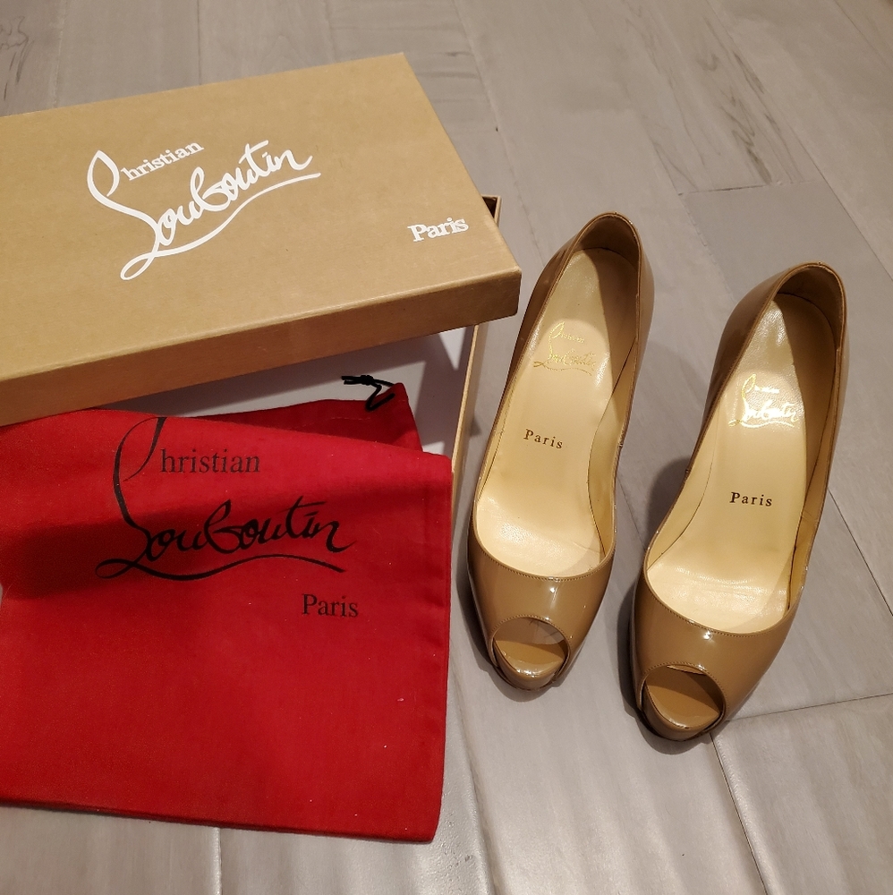 Christian Louboutin Very Prive Heels